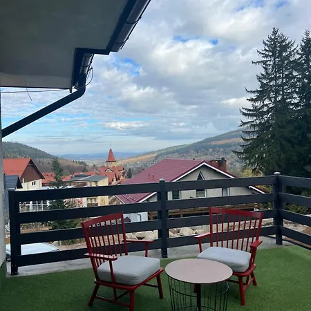 Emzetka Apartmán *