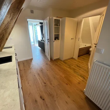 Appartement Emzetka *